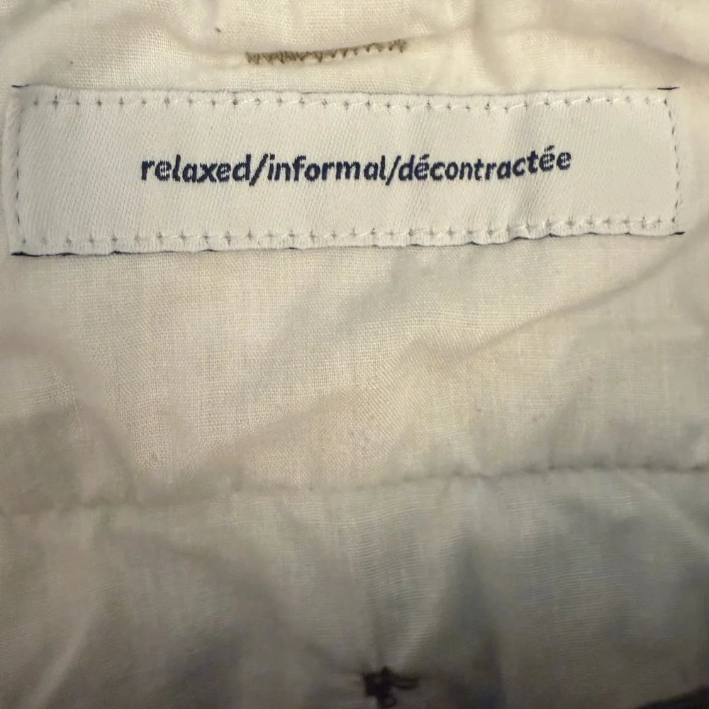 Amazon Essentials Khaki Pants - Picture 3 of 4